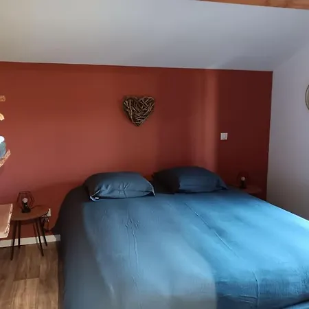 Holiday home Gite L'Evasion Daugnaguaise